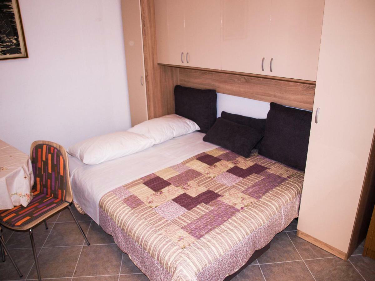 House Nataniel In Omis Near Sea Apartment Екстериор снимка