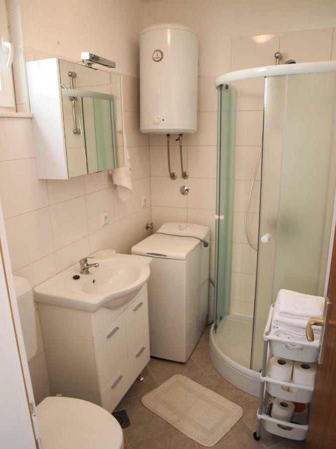House Nataniel In Omis Near Sea Apartment Екстериор снимка