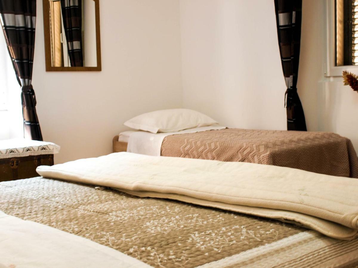 House Nataniel In Omis Near Sea Apartment Екстериор снимка