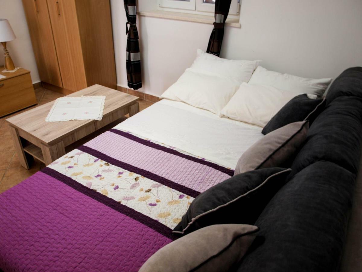 House Nataniel In Omis Near Sea Apartment Екстериор снимка